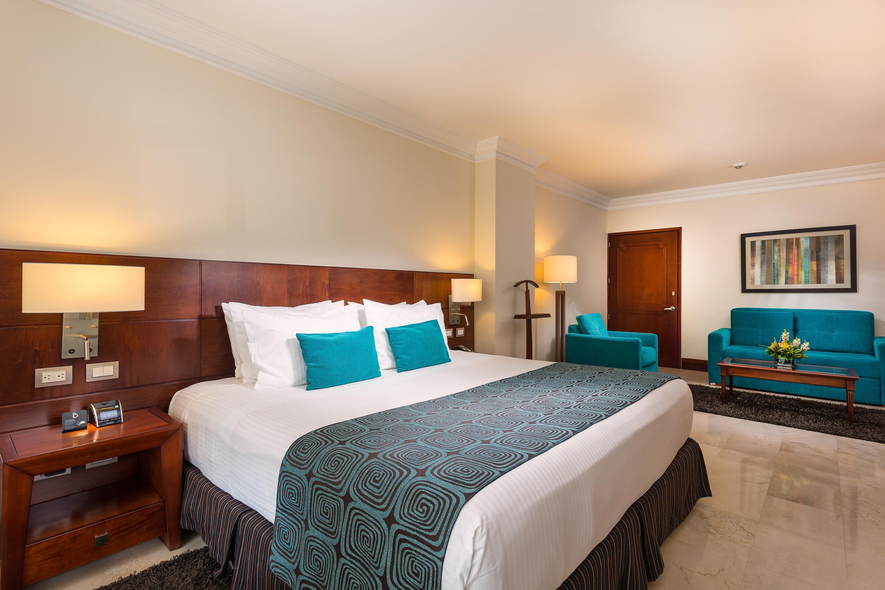 Hotel Dann Carlton Bucaramanga Exterior foto A room at the hotel