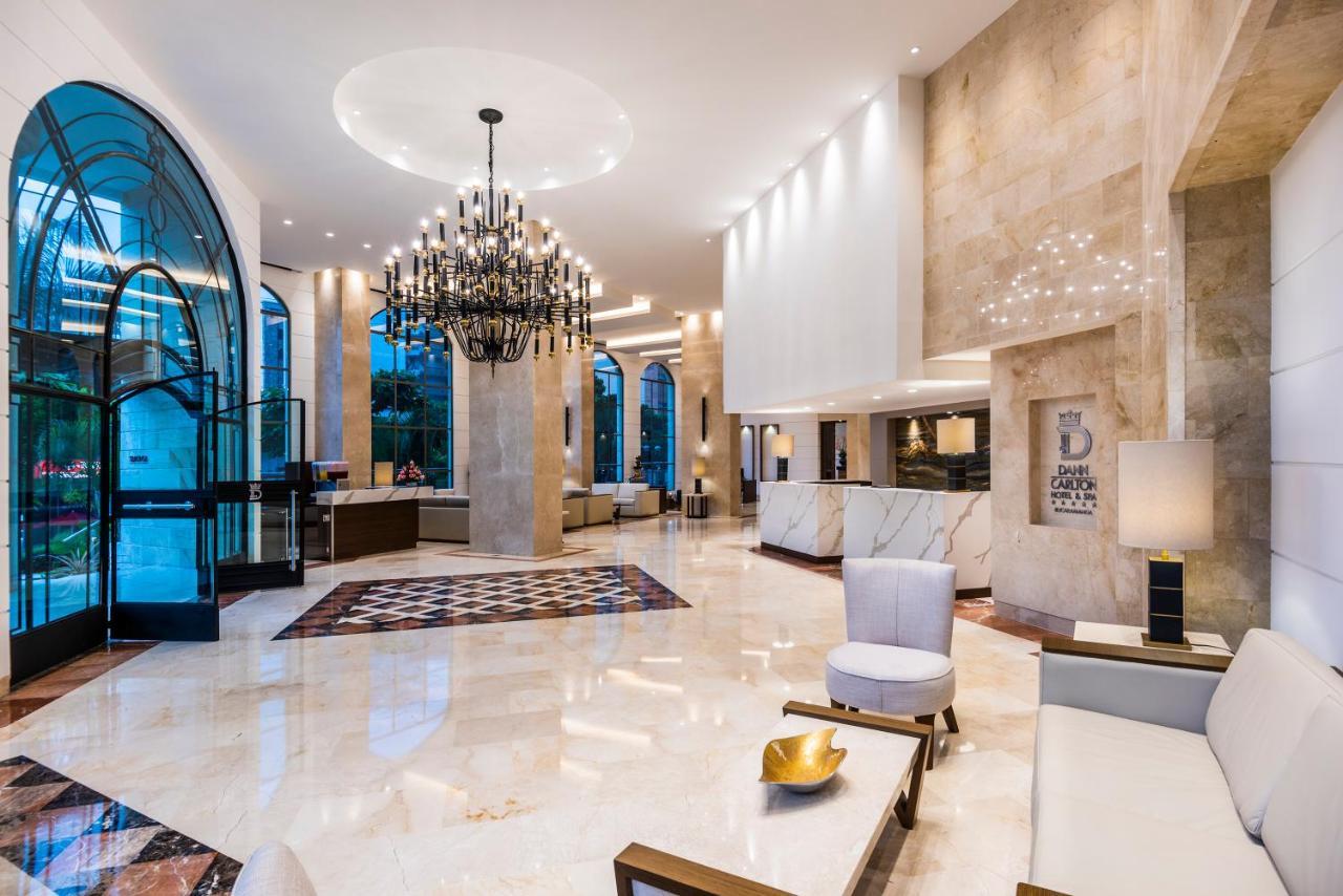 Hotel Dann Carlton Bucaramanga Exterior foto Lobby